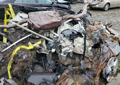 2023 Toyota Highlander L z USA, uszkodzony, nr VIN 5TDKDRAH8PS513333